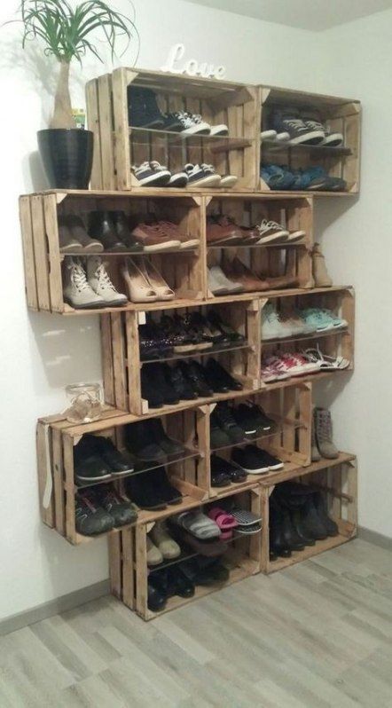 10 Desain Rak Sepatu Simple & Estetik - Lamudi